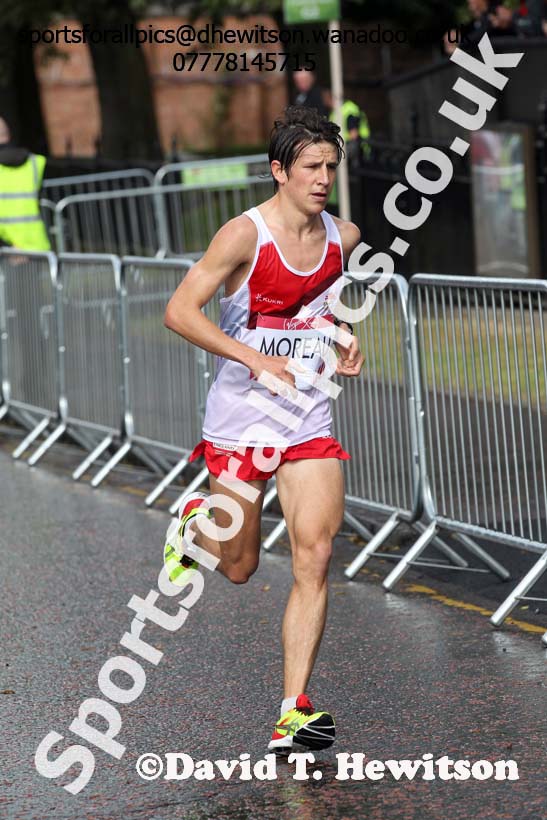 Ben Moreau (England) in the mens Commonwealth Games Marathon, Glasgow. Photo: David T. Hewitson/Sports for All Pics